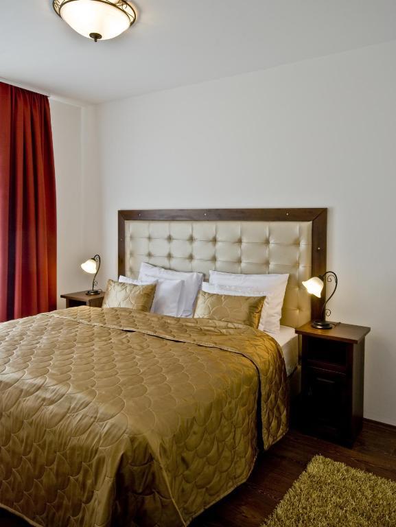 Corvin Lux Aparthotel Будапеща Стая снимка