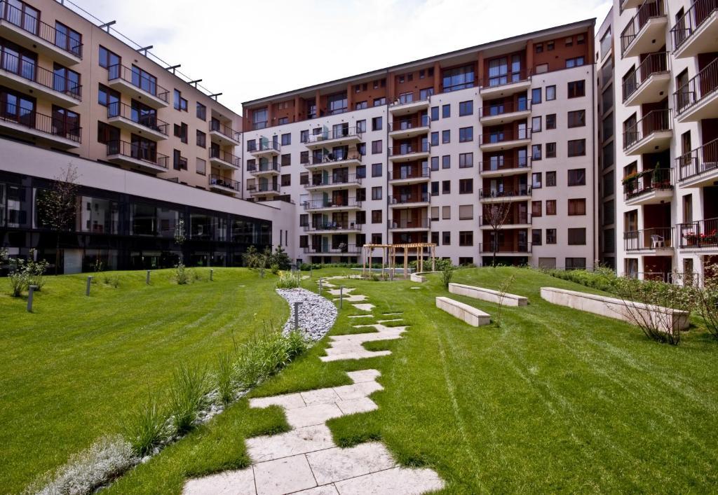 Corvin Lux Aparthotel Будапеща Екстериор снимка