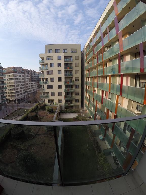 Corvin Lux Aparthotel Будапеща Екстериор снимка