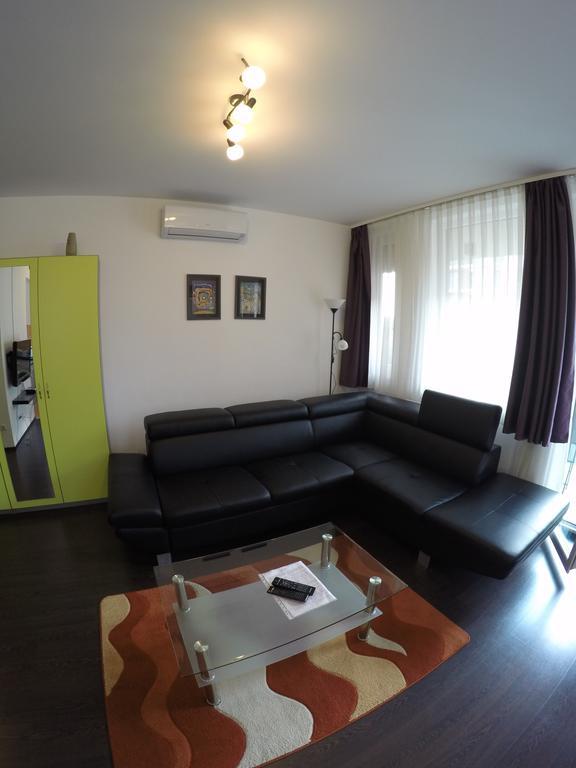 Corvin Lux Aparthotel Будапеща Екстериор снимка