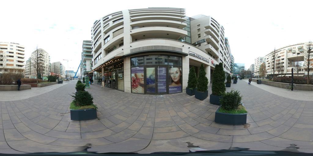 Corvin Lux Aparthotel Будапеща Екстериор снимка